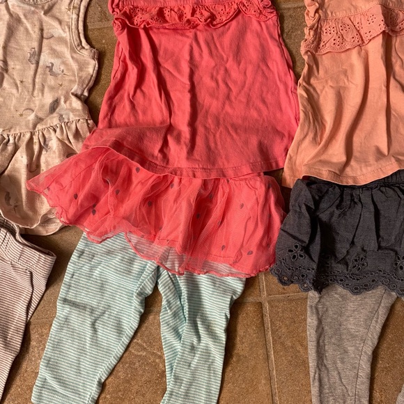 Five outfits (10pcs) Size 6-9month. Unicorn. Watermelon. Heart. Eyelet. - Picture 3 of 11